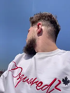 jimmyy  online show from April 5, 2026, 8:54 am