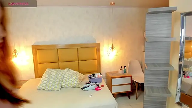 Kittytimberlake online show from November 15, 2025, 12:31 pm