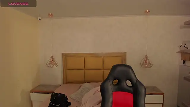 Kittytimberlake online show from February 25, 2026, 7:36 pm