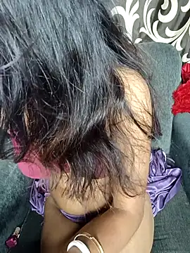 REVA DARLING online show from February 2, 2026, 3:11 pm