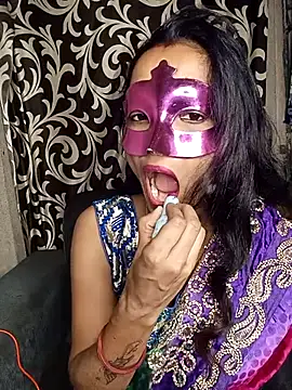 Snapshot of REVA_DARLING chatting on July 24, 2026, 6:20 am REVA DARLING online show from July 24, 2026, 6:20 am