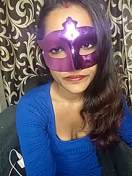 REVA DARLING online show from November 20, 2025, 6:47 am