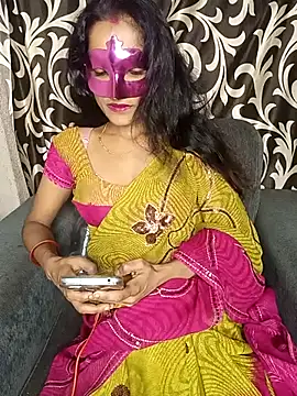Snapshot of REVA_DARLING chatting on July 28, 2026, 12:23 pm REVA DARLING online show from July 28, 2026, 12:23 pm