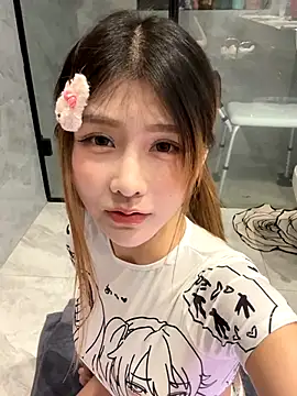 Snapshot of Momoever123456 chatting on December 14, 2025, 1:49 pm Momoever123456 online show from December 14, 2025, 1:49 pm