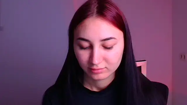 Jennifer Blum online show from February 9, 2025, 6:16 pm