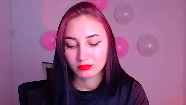 Jennifer Blum online show from February 14, 2025, 2:28 am