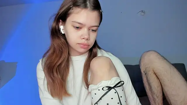 chansetolove online show from October 21, 2025, 6:24 am