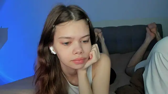 chansetolove online show from October 18, 2025, 4:14 am