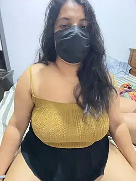 NOORA-GIRL online show from June 16, 2026, 11:27 pm