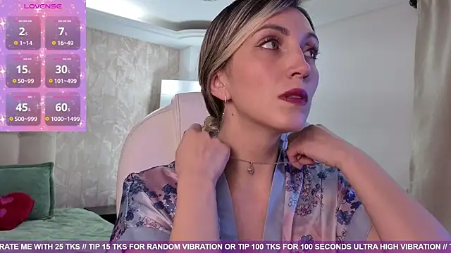 anny sweet72 online show from December 2, 2025, 12:07 pm