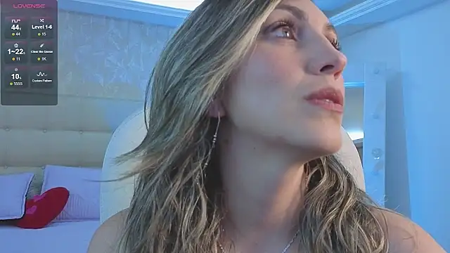 Snapshot of anny_sweet72 chatting on March 19, 2026, 11:54 am anny sweet72 online show from March 19, 2026, 11:54 am