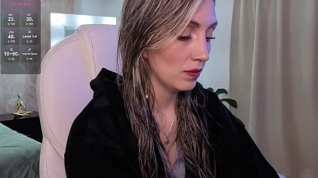 anny sweet72 online show from November 28, 2025, 11:54 am