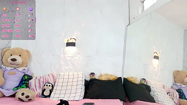 Snapshot of zorravioletta1 chatting on December 4, 2025, 12:04 pm zorravioletta1 online show from December 4, 2025, 12:04 pm