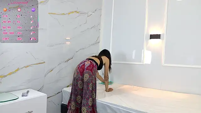 Snapshot of zorravioletta1 chatting on February 10, 2026, 11:31 am zorravioletta1 online show from February 10, 2026, 11:31 am