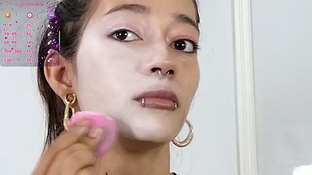 Snapshot of zorravioletta1 chatting on March 21, 2026, 1:15 pm zorravioletta1 online show from March 21, 2026, 1:15 pm