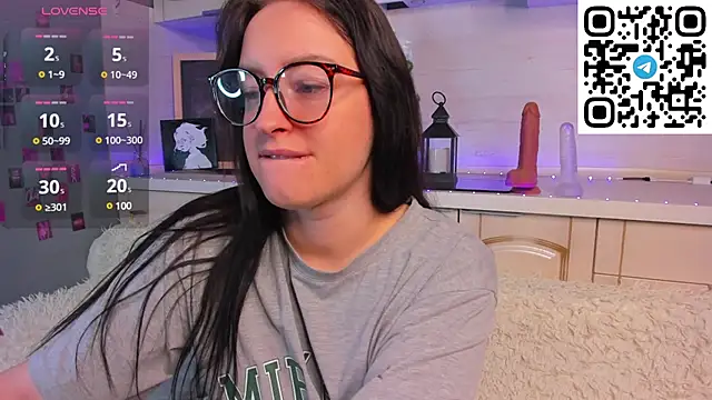 Snapshot of Kruela_Eva chatting on January 23, 2025, 11:26 pm Kruela Eva online show from January 23, 2025, 11:26 pm