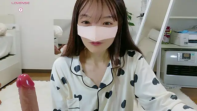 momochan88 online show from May 5, 2026, 12:08 pm