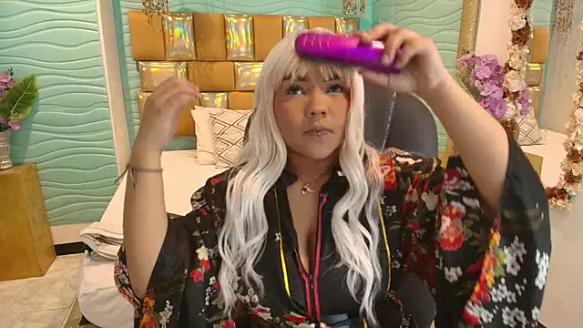 Snapshot of cherry_chel chatting on February 6, 2026, 2:51 am cherry chel online show from February 6, 2026, 2:51 am