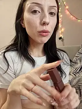 Snapshot of _Alice_0-0 chatting on November 8, 2025, 6:06 am Alice 0-0 online show from November 8, 2025, 6:06 am