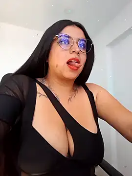 Snapshot of Devilsweet17 chatting on January 18, 2025, 4:42 pm Devilsweet17 online show from January 18, 2025, 4:42 pm