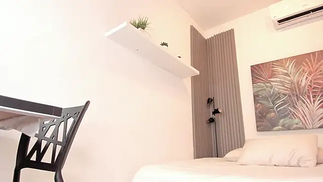 emma alice  online show from March 7, 2026, 11:59 am