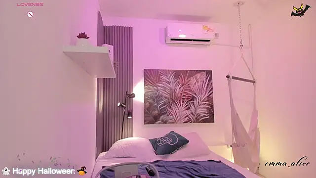 emma alice  online show from October 15, 2025, 12:13 pm