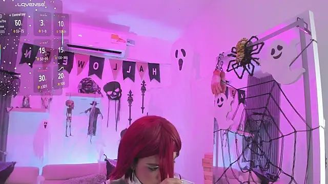 emma alice  online show from October 30, 2025, 12:14 pm