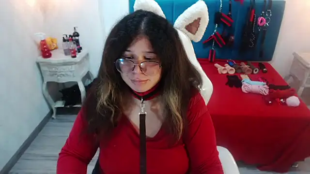 selenablairx online show from May 6, 2026, 5:11 am