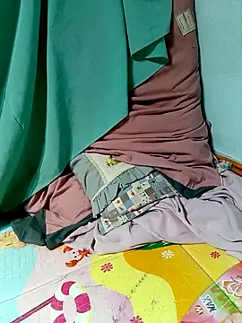 misu09 online show from November 13, 2025, 9:13 am