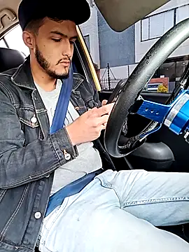 Snapshot of mosmar_20 chatting on December 3, 2025, 12:04 pm mosmar 20 online show from December 3, 2025, 12:04 pm