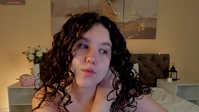 Ariella Sol online show from July 20, 2026, 1:02 am