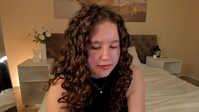 Ariella Sol online show from July 30, 2026, 1:05 am