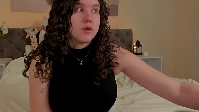Ariella Sol online show from July 3, 2026, 1:01 am