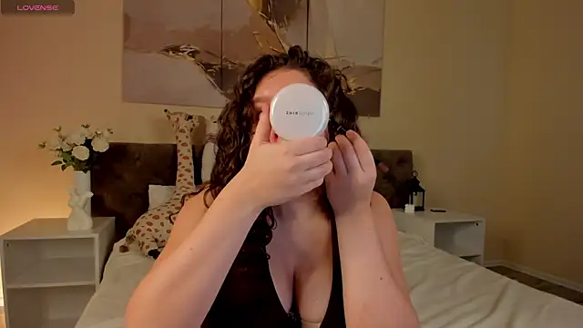 Ariella Sol online show from July 29, 2026, 1:05 am