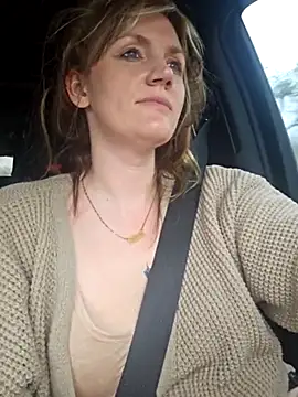 Snapshot of foreverzays chatting on March 3, 2025, 6:56 pm foreverzays online show from March 3, 2025, 6:56 pm