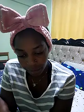 pretty-eyes23 online show from February 11, 2025, 3:51 pm