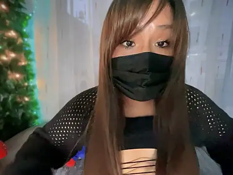 Snapshot of LunaXoxo chatting on January 4, 2025, 11:17 pm LunaXoxo online show from January 4, 2025, 11:17 pm