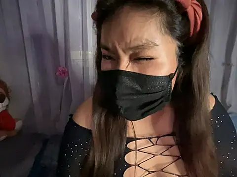 Snapshot of LunaXoxo chatting on January 11, 2025, 1:27 am LunaXoxo online show from January 11, 2025, 1:27 am