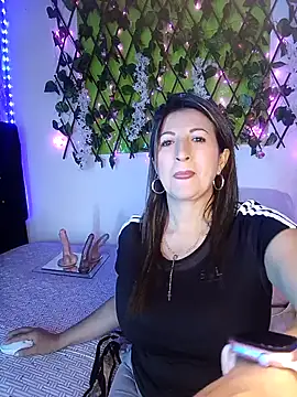 any mour online show from November 12, 2025, 5:28 pm