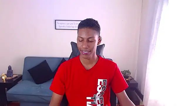 Snapshot of maiki18_ chatting on November 22, 2025, 2:16 pm maiki18 online show from November 22, 2025, 2:16 pm