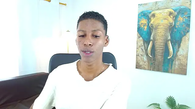 Snapshot of maiki18_ chatting on December 15, 2025, 8:47 pm maiki18 online show from December 15, 2025, 8:47 pm