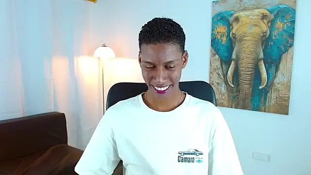 Snapshot of maiki18_ chatting on December 3, 2025, 8:52 pm maiki18 online show from December 3, 2025, 8:52 pm