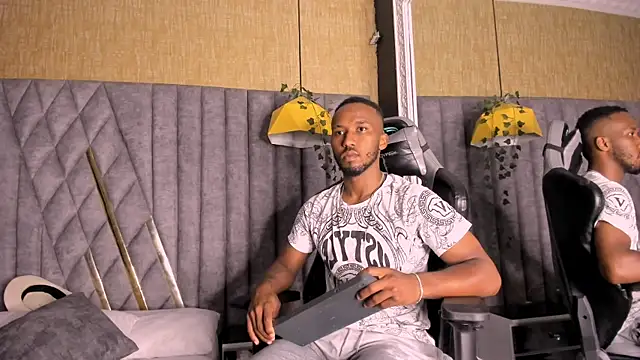 Snapshot of JamesParck chatting on March 30, 2026, 10:33 pm JamesParck online show from March 30, 2026, 10:33 pm