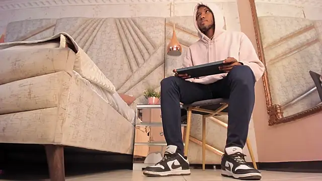 JamesParck online show from February 23, 2025, 11:33 am