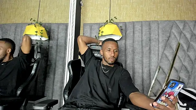 Snapshot of JamesParck chatting on March 18, 2026, 11:05 pm JamesParck online show from March 18, 2026, 11:05 pm