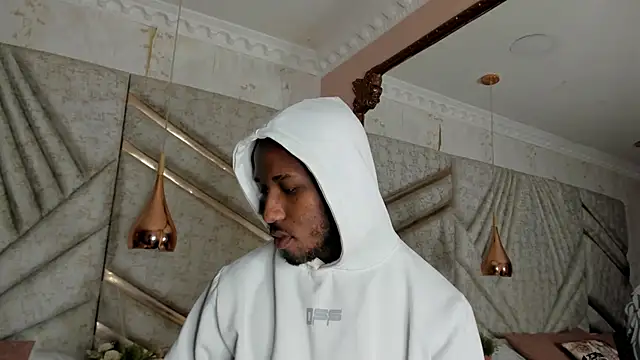 JamesParck online show from March 6, 2025, 12:52 pm