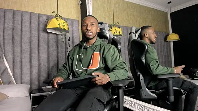 Snapshot of JamesParck chatting on March 26, 2026, 11:57 pm JamesParck online show from March 26, 2026, 11:57 pm