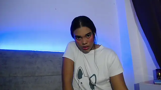 Snapshot of Dena_k_ chatting on November 3, 2025, 9:18 pm Dena k  online show from November 3, 2025, 9:18 pm