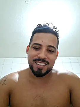 Luizragnar123 online show from February 22, 2026, 12:35 am