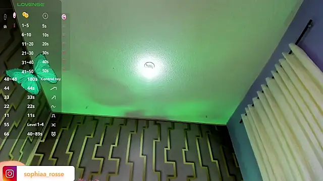 Snapshot of Deni_rose chatting on November 27, 2025, 8:20 pm Deni rose online show from November 27, 2025, 8:20 pm